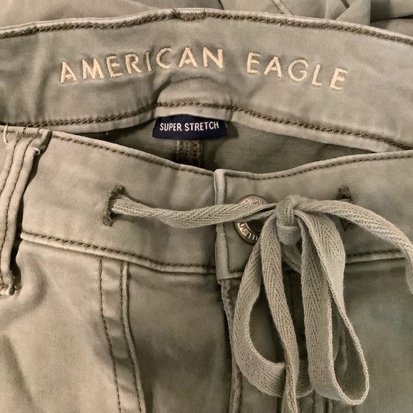 American Eagle Outfitters Size 2 Hi-Rise Olive Jeggings. Preloved - Picture 7 of 8